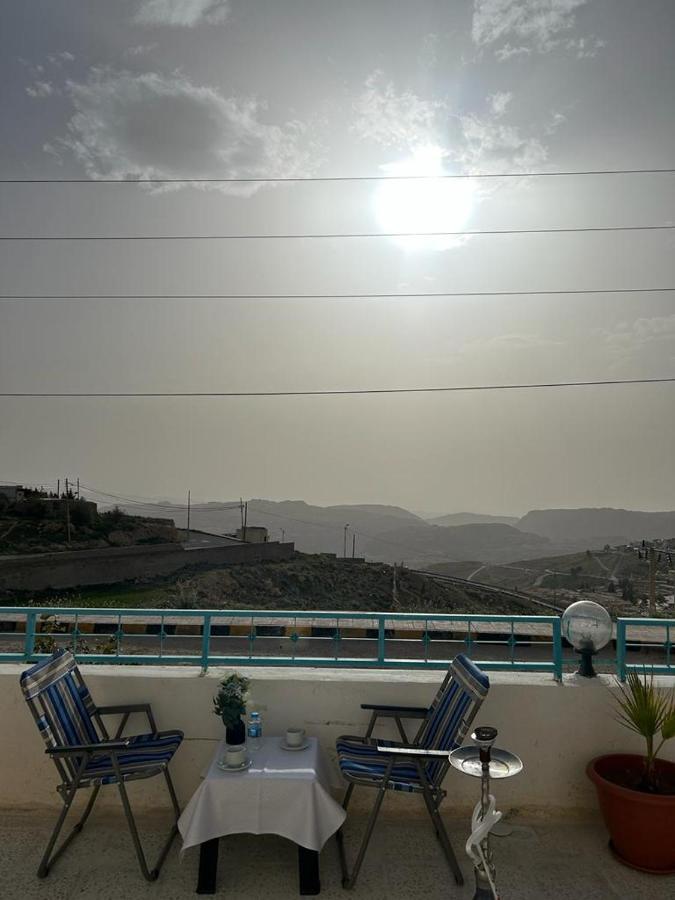 Petra Pass Hostel Wadi Musa Exterior foto
